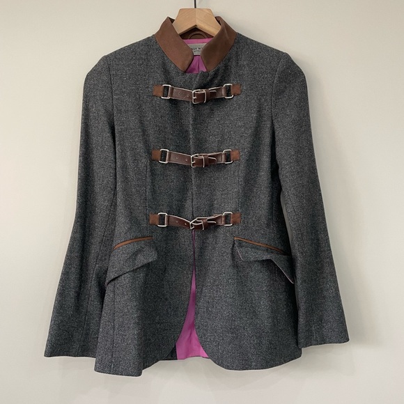 Karin Miller Hamburg wool coat with buckles - Picture 13 of 13